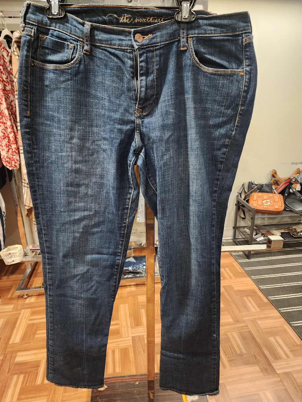 Old Navy Women's Sweetheart Straight Leg Jeans in Dark Blue